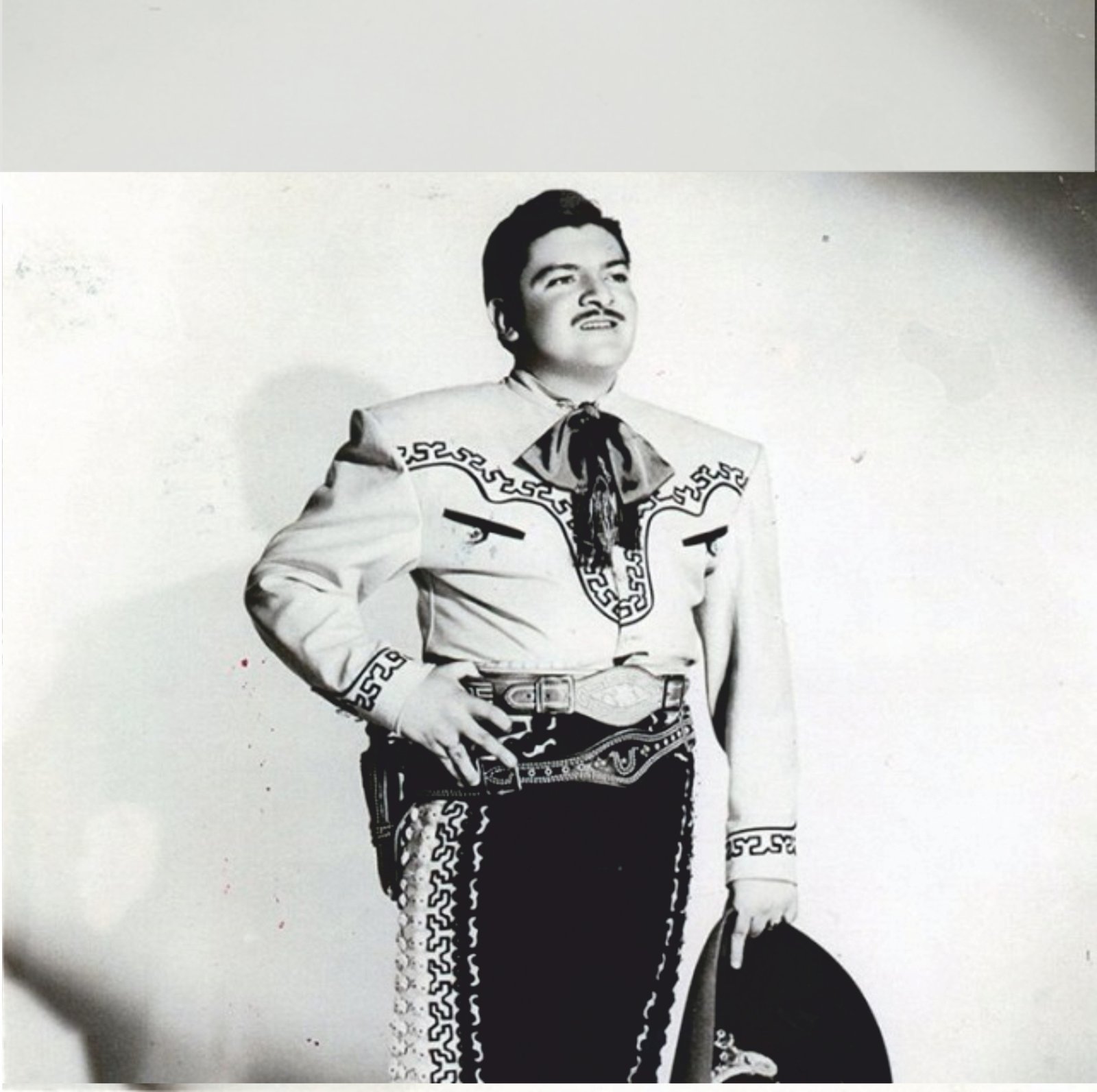 El Rey letra Mariachi Usera de Madrid